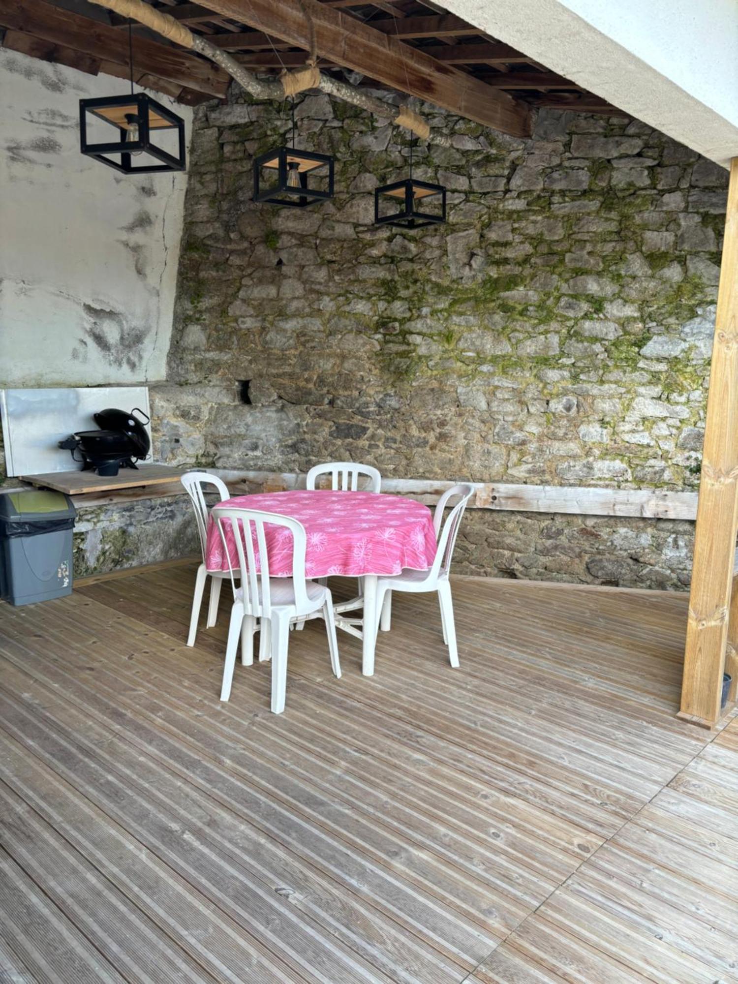Villa L'Hematite Les Épesses Esterno foto
